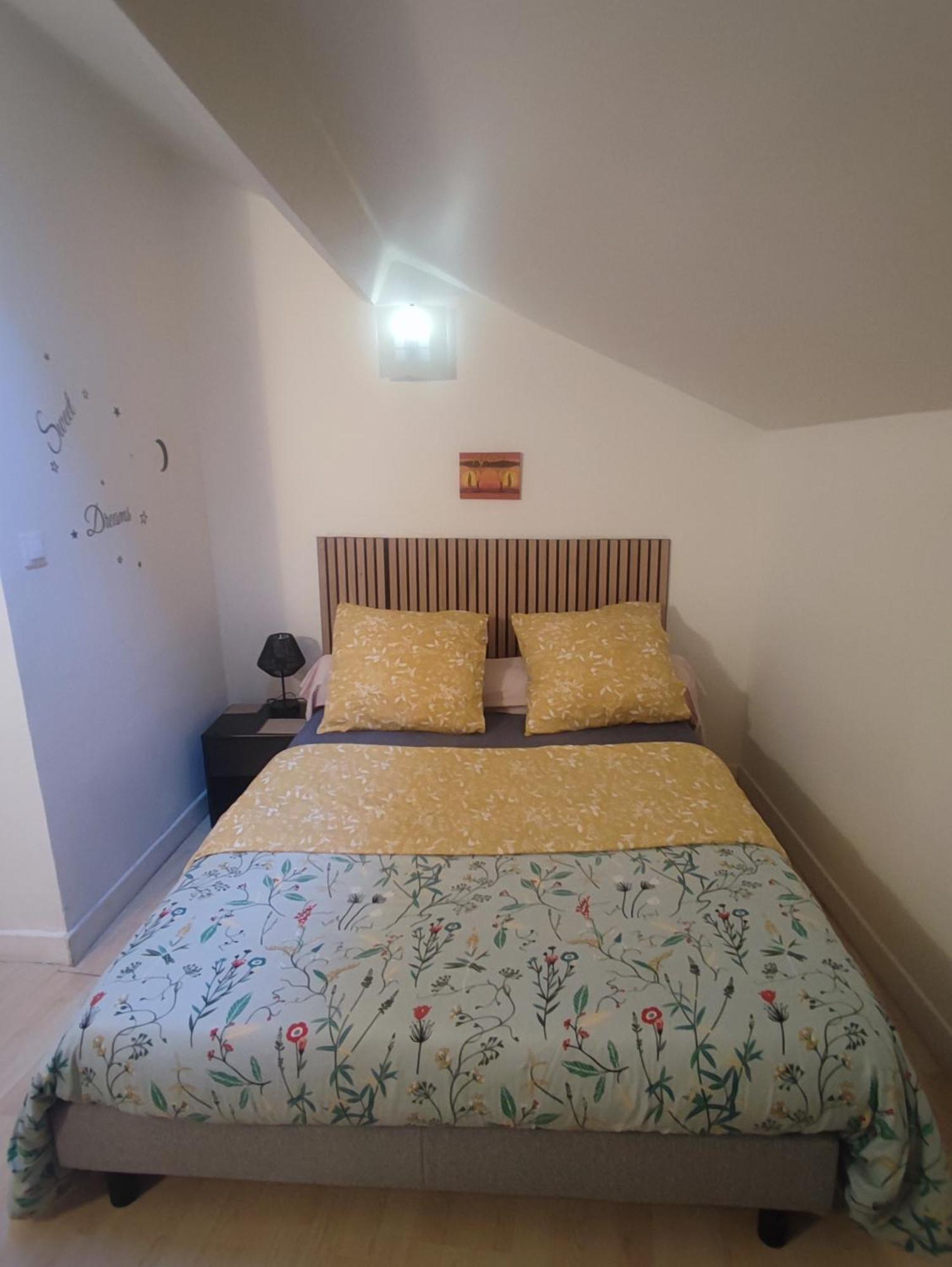 Le Calme Apartment Bourges Bagian luar foto